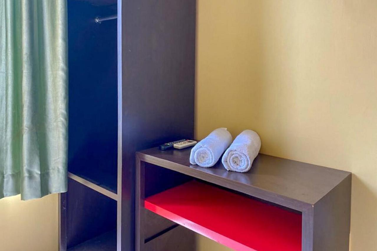 Rama Shinta Homestay Near Gembira Loka Zoo Redpartner Джок'якарта Екстер'єр фото