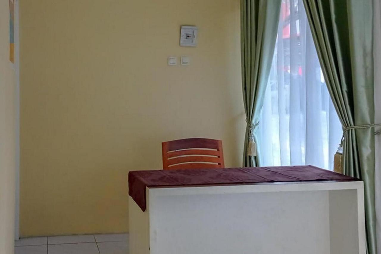 Rama Shinta Homestay Near Gembira Loka Zoo Redpartner Джок'якарта Екстер'єр фото
